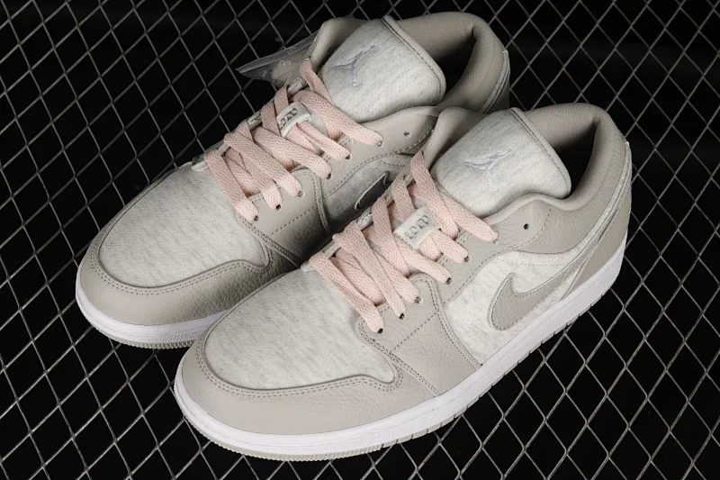 All categories Air Jordan Jordan series basketball shoes Air Jordan 1 Low Air Jordan 1 Low "Light Iron Ore" AJ1 Joe 1 gray and white powder low-top basketball shoes DQ6076-001